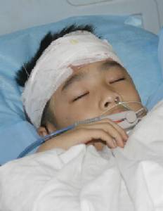 ตร.จีนยิงมือมีดไล่แทงคนบาดเจ็บนับสิบ ไม่มีผู้เสียชีวิต