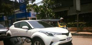 ฮือฮา! โตโยต้าปล่อย C-HR โชว์โฉมวิ่งบนถนนในเชียงใหม่ [ชมคลิป]