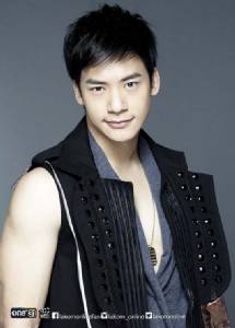 "บี้" ชวนย้อนความประทับใจ มิวสิคัลโชว์  "10 ปี เมืองไทยรัชดาลัย"