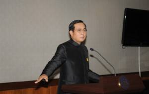 “บิ๊กตู่” ลากแถลงผลงานเป็น ก.ย.หลังถูกโจมตี ย้อนการเมืองบริหารนานปัญหาไม่หมด