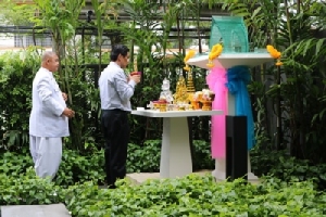 พิธีตั้งศาลพระภูมิโครงการอิสสระ คอลเลคชั่น