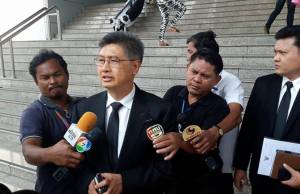 เด้ง “ชาญเชาวน์” พ้นปลัด ยธ.เข้ากรุสำนักนายกฯ “สุวพันธุ์” อ้างนายกฯ ให้ไปดูปฏิรูปตำรวจ