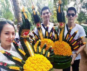 “กันต์” ควง “พลอย” เดินสายบุกคำชะโนดทำบุญขอพรเอาฤกษ์เอาชัย