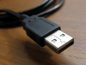 2017  ปีที่พอร์ต และแจ็กเสียบ USB กำลังจะหายไป