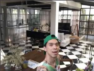 (ชมคลิป) “ดีเจเอกกี้” โพสต์อวดบ้านหลังใหม่ในฝัน เรียบหรูดูดีมีสไตส์