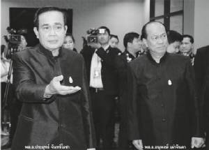 “ประยุทธ์” ไม่ใช่เล่นๆ ลุย 4 คำถามเช็กเรตติ้งเสริมแกร่งสู้ “ขาลง”!?