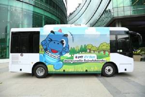 ปตท.เปิดตัวเทคโนโลยีรถโดยสารพลังงานไฟฟ้า “พีทีที กรุ๊ป อีวี บัส”