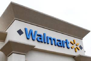 New program has Wal-Mart workers making home deliveries