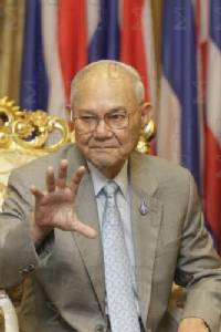 “มีชัย” หนุนเซตซีโร่ กกต.ยกชุด เชื่อไม่กระทบงาน แต่ไม่จำเป็นต้องทำทุกองค์กรอิสระ