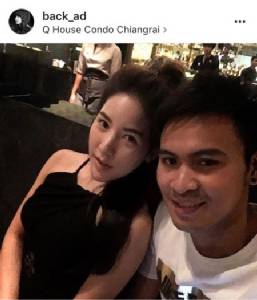 ว้าวเลย “แข้งพระอาทิตย์” เปิดตัวคนรู้ใจดีกรีสาวไฮโซ