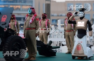 Robotic cop in UAE