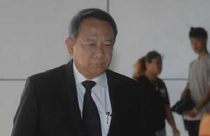 “ธาริต” โดนอีก ศาลฎีการับฟ้อง “มาร์ค-เทพเทือก” สรุปสำนวนคดีสลายม็อบ นปช.ปี 53 โดยมิชอบ