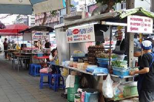 ชาวบ้านร้องนายกฯ เลิกจัดระเบียบหาบเร่ ซัด กทม.จัดตลาดให้แต่ไม่เคยดูว่าขายได้หรือไม่