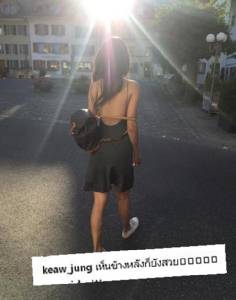 “ณเดชน์” ว่าไง “แม่แก้ว” เอ่ยปากชม “ญาญ่า” โชว์แผ่นหลังลง IG