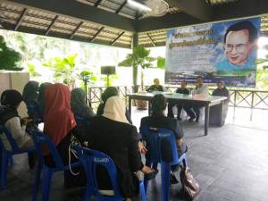 ปชส.นราฯ จัดเสวนา “ศาสตร์พระราชาสู่การพัฒนาที่ยั่งยืน” ที่สวนพฤกษศาสตร์ชายแดนใต้
