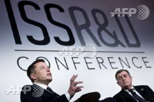 Elon Musk says successful maiden flight for Falcon Heavy unlikely