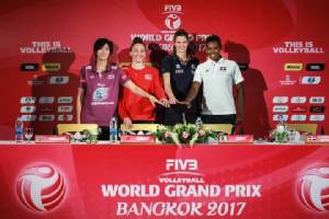 “ปลื้มจิตร์” อ้อนแฟนร่วมส่งแรงใจ ตบลูกยางสาวไทยลุย WGP สนาม 3