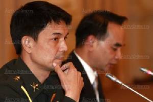 คสช.ยังไม่พบการเคลื่อนไหวมวลชนให้กำลังใจ “ปู” คาดพรุ่งนี้สรุปห้ามรวมกลุ่มหรือไม่