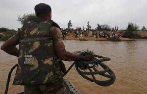 พบศพมนุษย์จมใต้โคลนอีก 25 ราย ยอดเหยื่อน้ำท่วมใหญ่ในอินเดียพุ่งเกือบ 120 คน