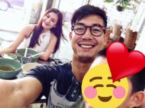 กรี๊ดสนั่น "เวียร์ - เบลล่า" ยิ้มหวาน ถ่ายรูปร่วมเฟรมในร้านอาหาร