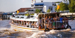 จ่ายเพิ่ม! 17 ส.ค.นี้ เรือด่วนเจ้าพระยา-เรือแสนแสบ ขึ้นราคา 1 บาท