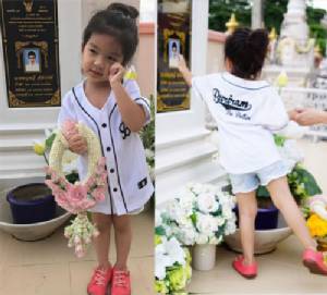 อยู่ในหัวใจ! “น้องมะลิ” กับโมเมนต์น่ารัก!มากราบ “พ่อปอ”