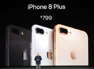 กล้องคู่จอใหญ่ iPhone 8 Plus ราคาเริ่ม 799 เหรียญหรือประมาณ 26,500 บาท 