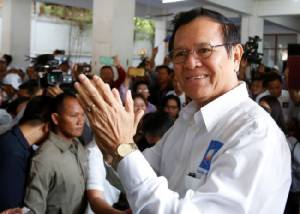 หัวหน้าฝ่ายค้านเขมรปัดทรยศชาติ ย้ำเลือกเปลี่ยนประเทศผ่านการเลือกตั้งมิใช่ปฏิวัติ