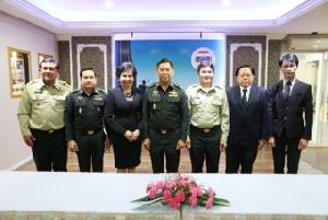 บี.กริมเพาเวอร์เซ็นสัญญากับ อผศ.5 โครงการโซลาร์ฟาร์มจ่ายไฟ พ.ย. 61