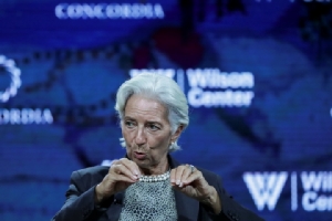 IMF ชี้ ศก.โลกขยายตัวยาวถึงปีหน้า แนะฉวยจังหวะเร่งเครื่องแผนปฏิรูป