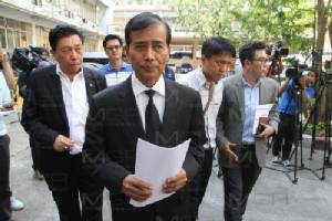 “ถาวร” จี้ “บิ๊กตู่” เลิกเกรงใจปรับ ครม.ใหญ่ ล็อกเป้าเกษตรฯ-พณ.ทำ ปชช.เดือดร้อน