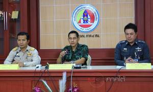 กอ.รมน.แถลงเหตุ จนท.ปิดล้อมตรวจค้นยิงปะทะคนร้ายที่ปัตตานี คุมตัวสอบ 6 ราย