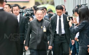 “บิ๊กป้อม” ถกเตรียม ครม.สัญจรใต้ รมช.กห.ไม่ห่วงความปลอดภัย เชื่อวิสามัญโจรใต้ตามขั้นตอน
