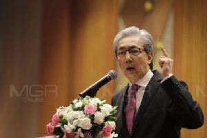 “สมคิด” ดึงรัฐวิสาหกิจร่วมแก้ความยากจน ช่วยเศรษฐกิจฐานราก