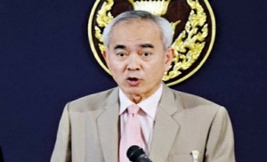 “หมอเจตน์” ชี้ปรับ ครม.ไม่กระทบนโยบายสุขภาพ ชู “ตูน” เป็นแบบทำงานเชิงรุก