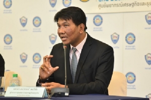10 อาชีพเด่น-ร่วงปี 61 เสริมความงาม-ไอที มาแรง ช่างไม้-ขายของหน้าร้าน-สื่อ ส่อแววแย่