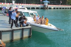 ทุ่ม 200 กว่าล้าน! จัดเรือพยาบาลพร้อมอุปกรณ์การแพทย์ช่วยชีวิตทางทะเล ที่แรกในไทย