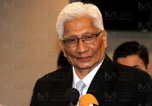 “สุวพันธุ์” ไร้ข้อมูล จนท.หนุนโจรใต้ ขอแยกเรื่องบุคคล-องค์กร ชี้ธรรมชาติการเมืองขยับถี่