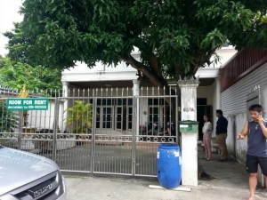 มือปืนยิงแม่บ้านตึกเช่าจรัญฯ 34 ดับ หนีซุกชั้น 3 อรินทราชปิดล้อม “จักรทิพย์” เน้นเจรจาต่อรอง