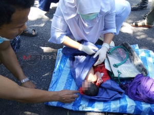 พบทารกน้อยถูกทิ้งใต้ต้นไม้ริมถนนปัตตานี-ยะลา พลเมืองดีแจ้ง จนท.ช่วยปลอดภัย