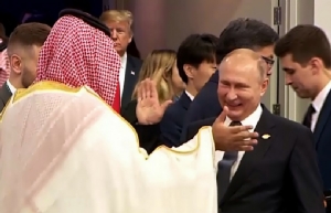 In Pics: ‘ปูติน’ ยิ้มร่าต้อนรับมกุฎราชกุมารซาอุฯ ในเวที G20 แต่ผู้นำยุโรปยังเย็นชา