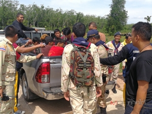 ทะลัก! จับแรงงานเถื่อนชาวพม่าอีก 7 คน ถูกนำซุกป่าสวนยางรอยต่อสะเดา-หาดใหญ่