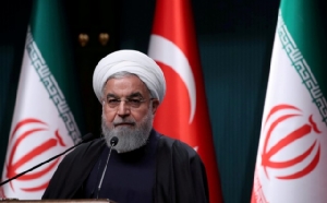 ผู้นำอิหร่านขู่แหกข้อตกลงนิวเคลียร์อีก หากไม่เห็น “สัญญาณเชิงบวก”
