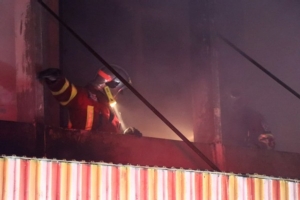 สลด! เพลิงไหม้ร้านขายของชำ ป้าเจ้าของร้านวัย 72 ปี ถูกไฟคลอกดับอนาถ