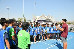 ภราดรติวเข้ม! “บอลบอย-บอลเกิร์ล” ศึกเทนนิสไทยแลนด์ โอเพ่น 2020