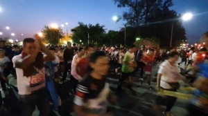ชาวอุบลกว่า 400 คนร่วมกิจกรรมวิ่งไล่ลุง ณ จุดสตาร์ทศาลหลักเมืองอุบลฯ