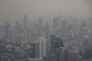 เตือน ปชช.ลดกิจกรรมกลางแจ้ง เลี่ยงฝุ่น PM 2.5 ผู้ป่วยเรื้อรังอาการกำเริบให้รีบพบแพทย์