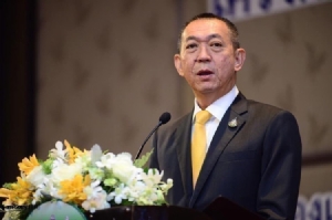 “เฉลิมชัย” ให้รอดูวิธีกำราบ “เทพไท” หารือ “จุรินทร์” แล้ว