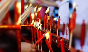 แนะ "ตรุษจีน" ลดเผากระดาษเงินทอง-จุดธูป ลดค่าฝุ่นพุ่ง ห่วงยิ่งกระทบสุขภาพ