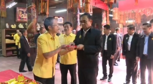 “บิ๊กตู่” ไหว้เจ้าแม่โต๊ะโมะ บอกห่วงใยทุกคน ขอให้ร่วมมือกันเดินหน้าประเทศ